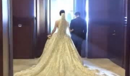 新娘穿婚纱视频吃瓜网,这婚纱太美了！